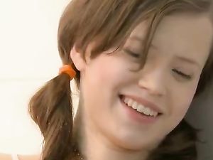 Solo Bathing Teen Makes Her Wet Pussy Feel Good